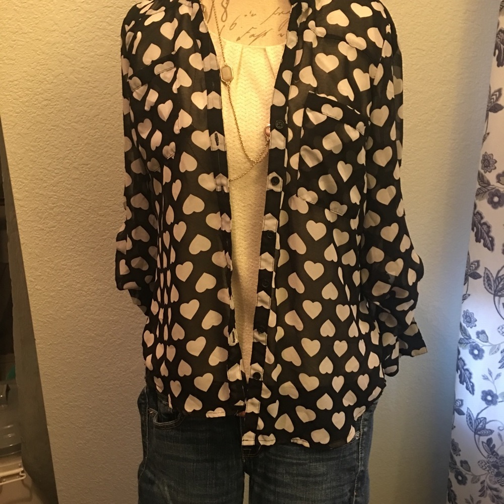 Sheer Black and white hart top